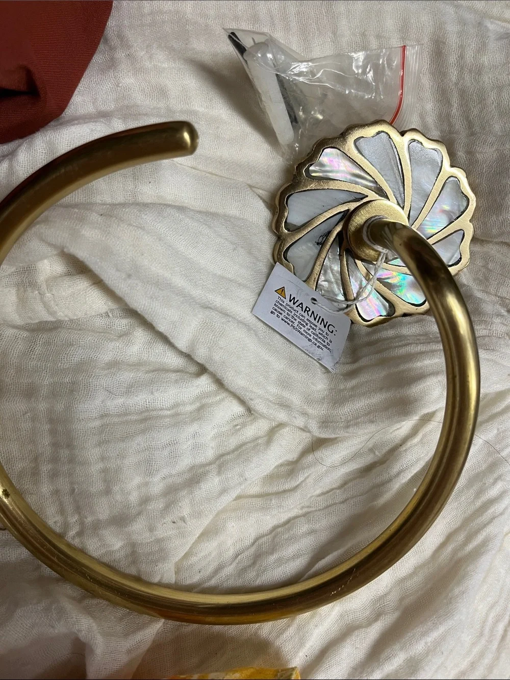 Anthropologie Gracie Towel Ring Goldtone New